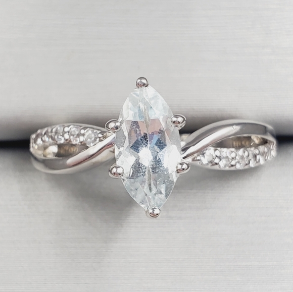 Marquise Blue Aquamarine Ring - Picture 1 of 7